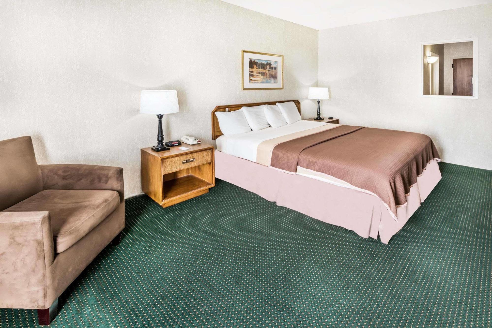 Howard Johnson By Wyndham Milford/New Haven Ngoại thất bức ảnh
