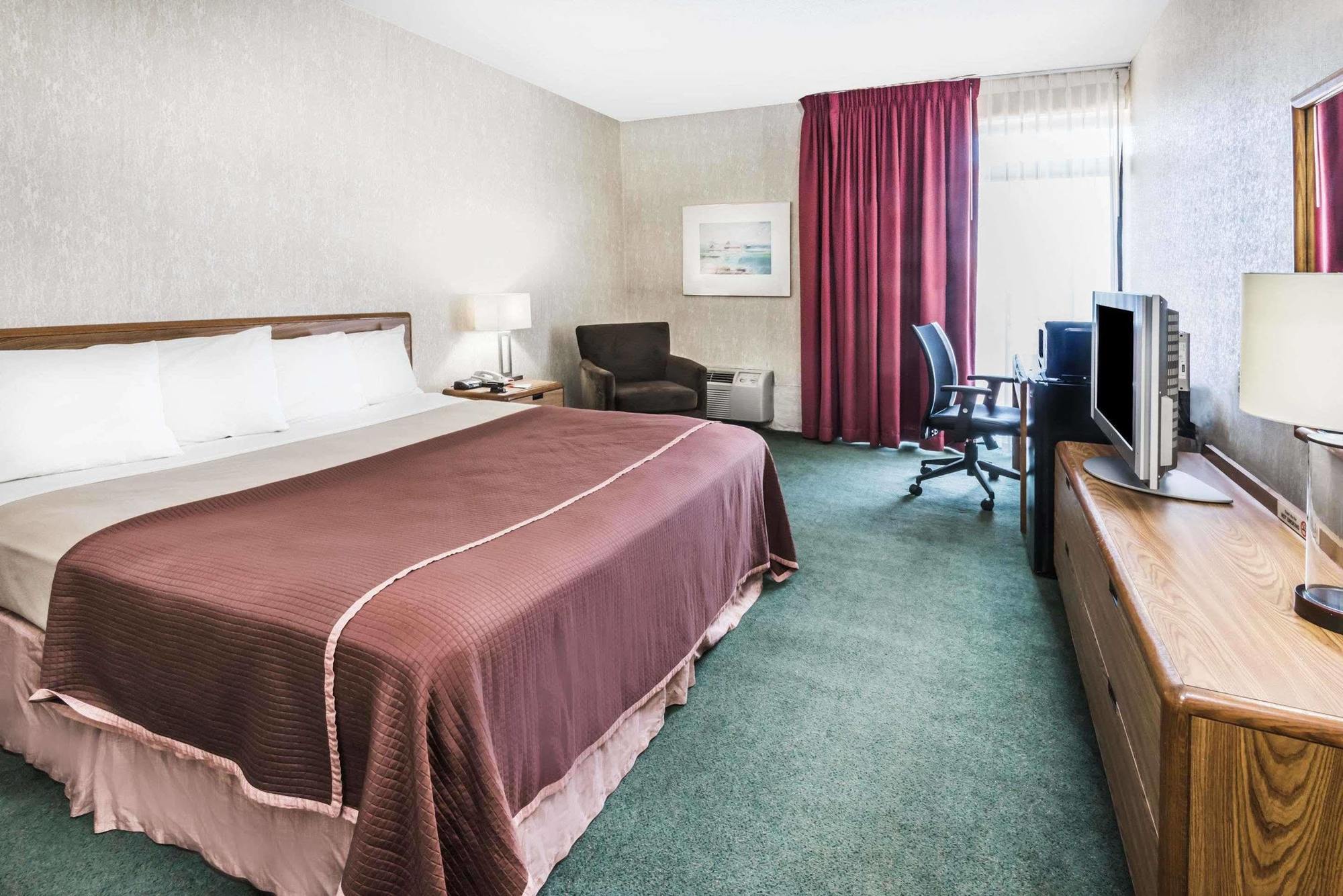 Howard Johnson By Wyndham Milford/New Haven Ngoại thất bức ảnh